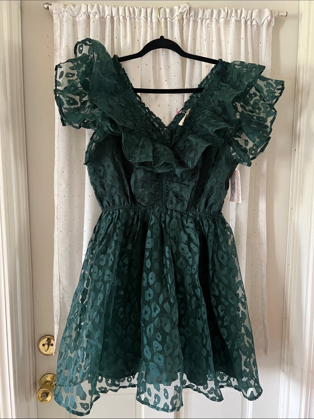 Entro Emerald Green Ruffled Sleeved Party Dress - Picture 2 of 7